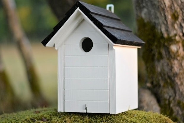 Fågelholk liggande panel, Vit/Svart FSC